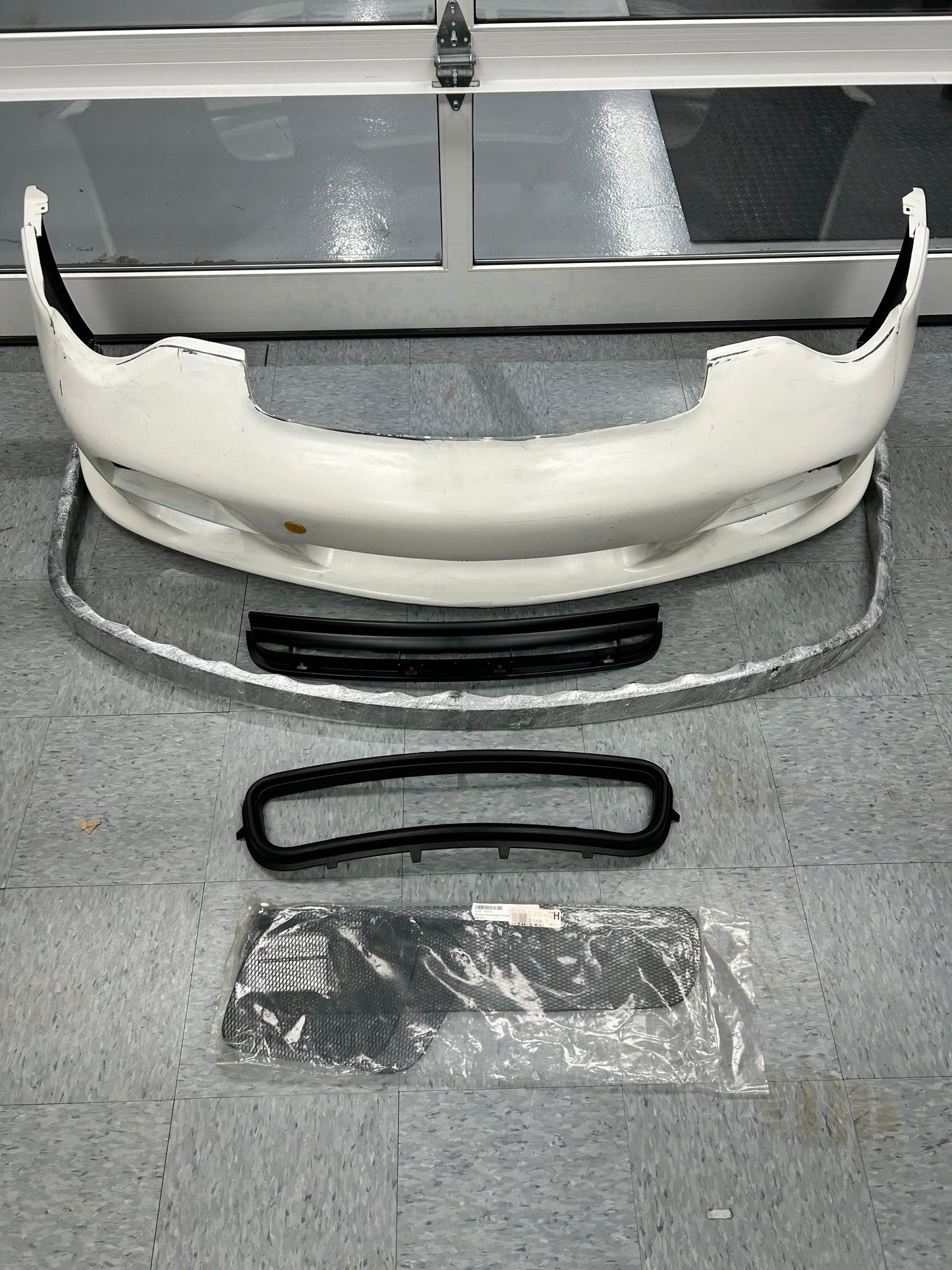 996 WERK's GT2 CARBON FIBER Front Brumper USED