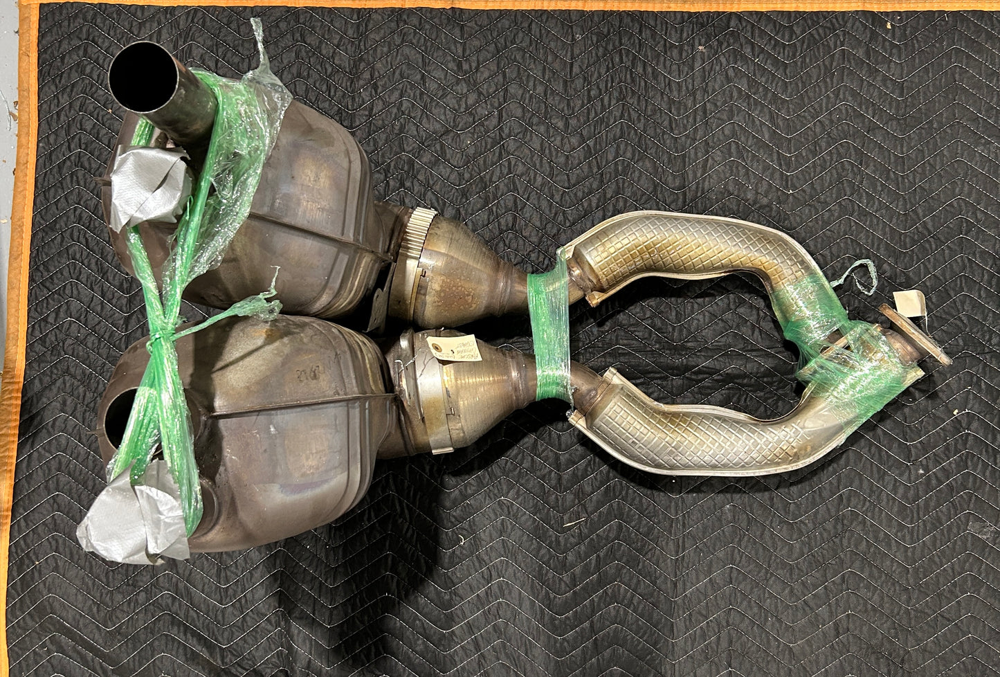 Porsche Cayman Factory Exhaust W/ Tips 987C.1 Under 30K miles