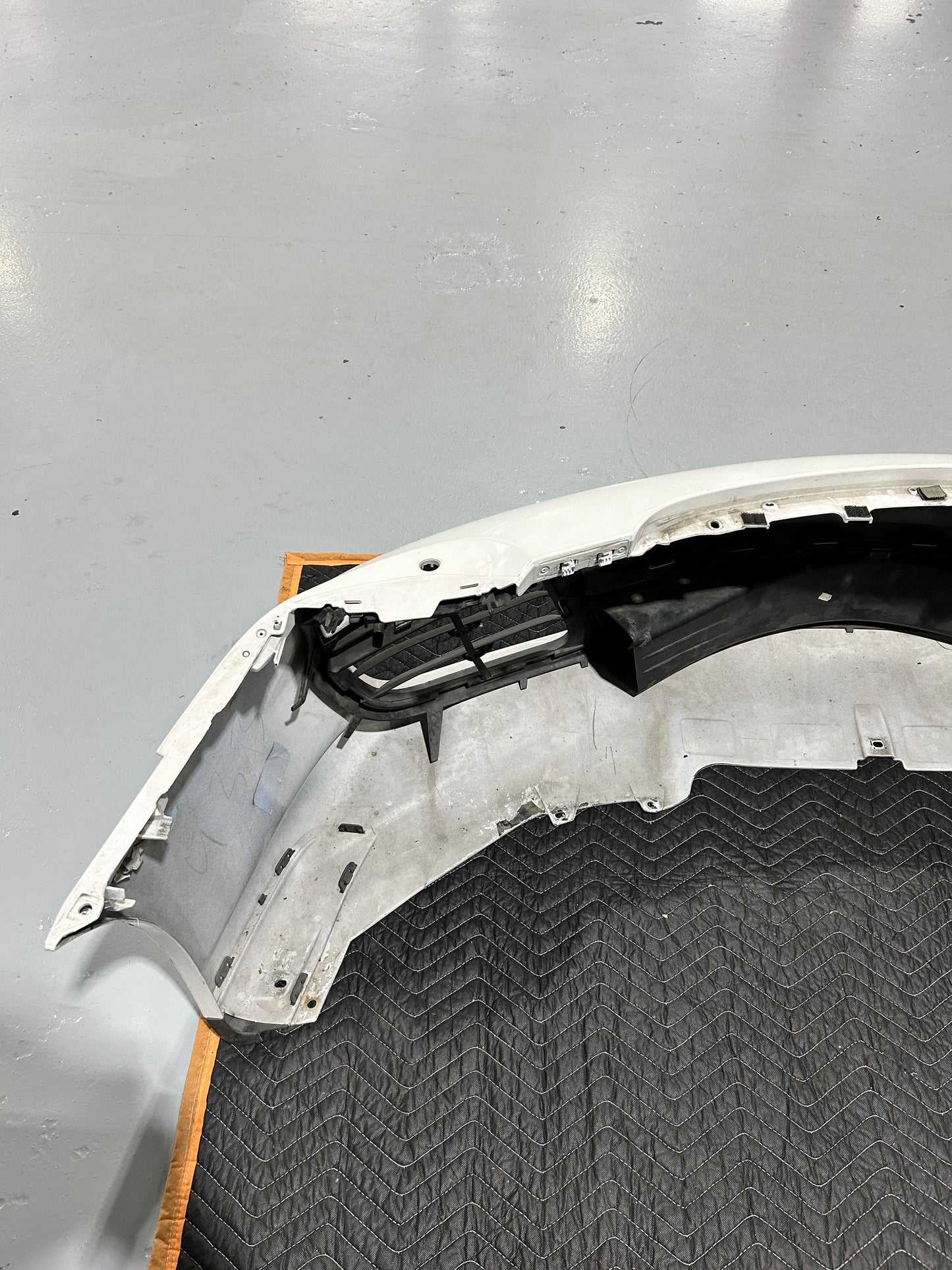 Porsche 997.2 C2S Front Bumper Cover (White)