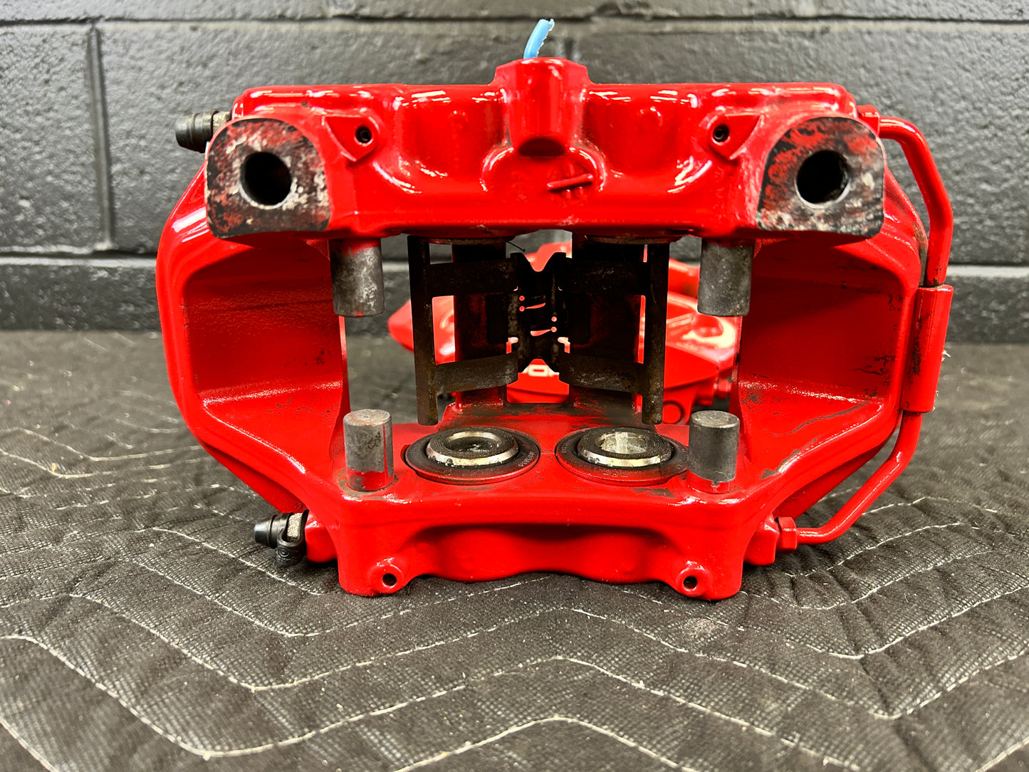 Porsche 996 Turbo REAR Caliper 4-Piston Brembo Set USED