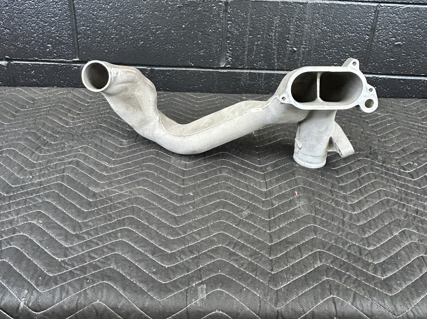 Porsche 996 Turbo Intake Manifold Distributor 997 110 623 71