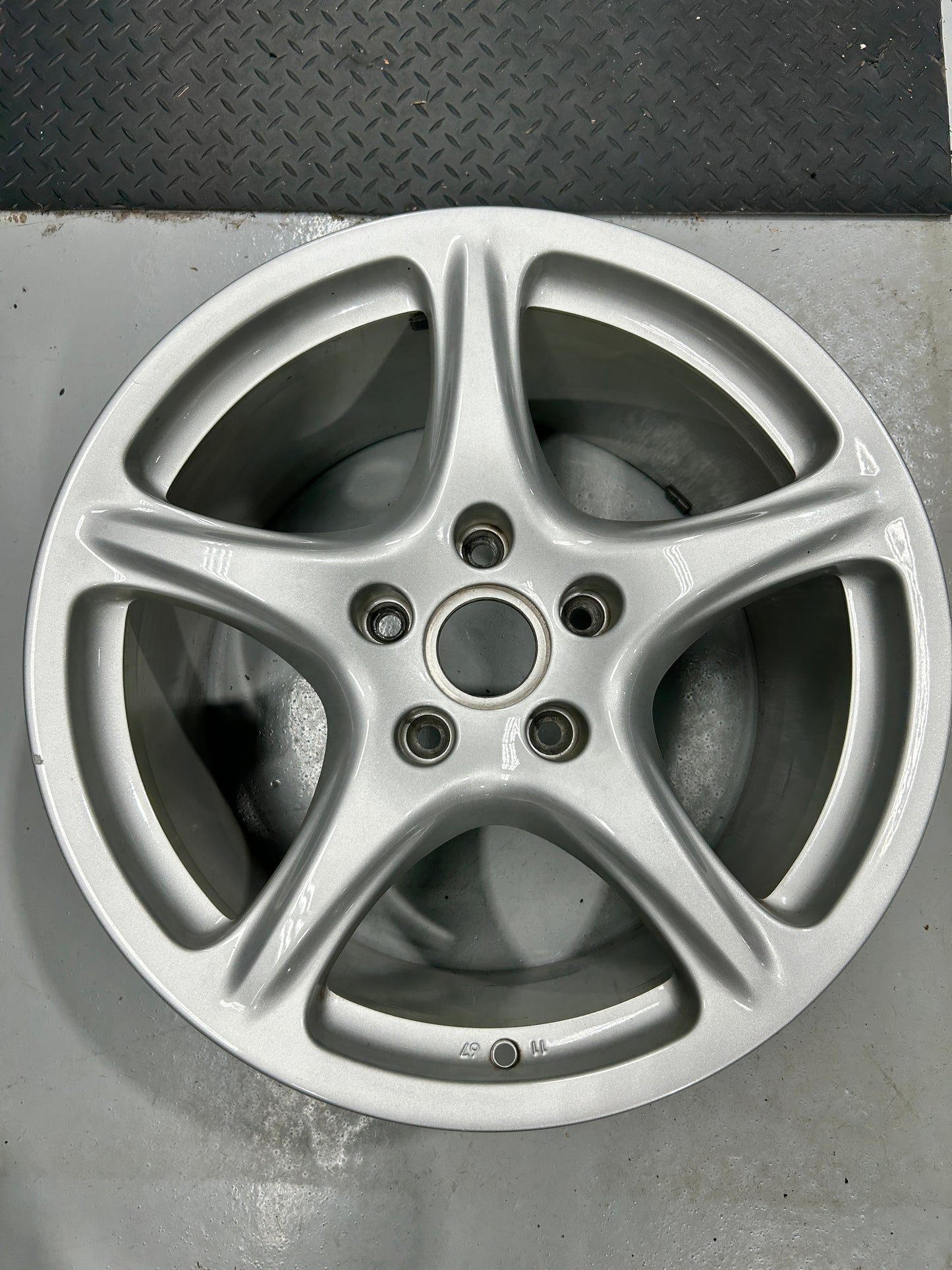 OEM 19” Staggered Porsche Carrera Classic Wheels 997.2 Excellent Condition Narrow Body Fitment