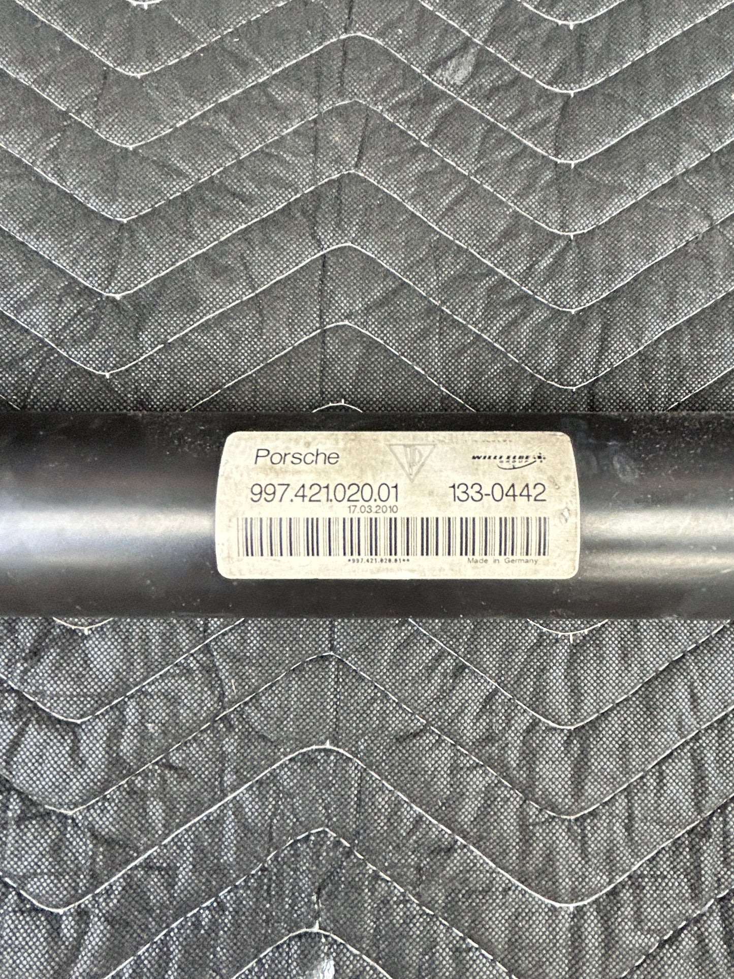 Porsche 996 997 Rear Drive Shaft With Upgraded Bushing 997 421 020 01