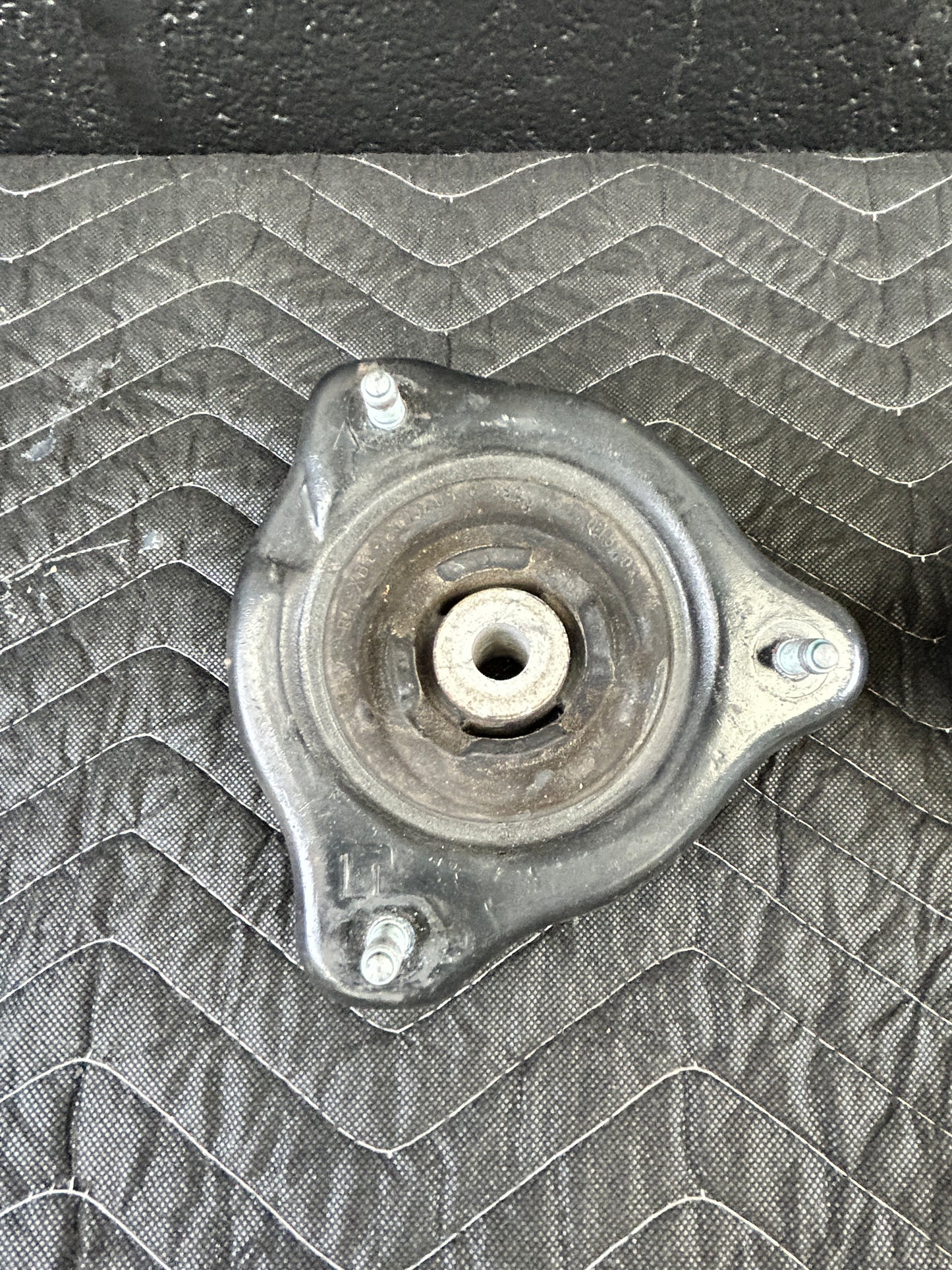 Porsche 996 Wide Body Front Strut Mount Set USED