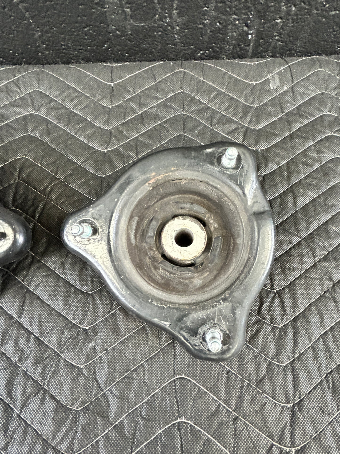 Porsche 996 Wide Body Front Strut Mount Set USED